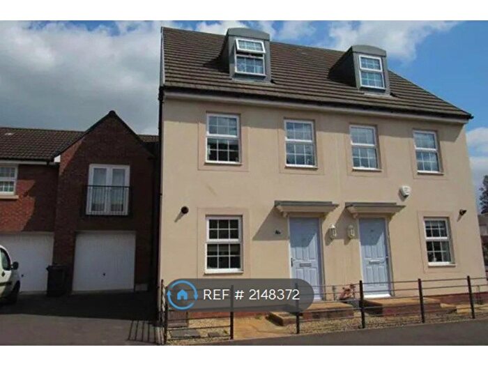 3 Bedroom Semi-Detached House To Rent In Normandy Drive, Yate, Bristol, BS37