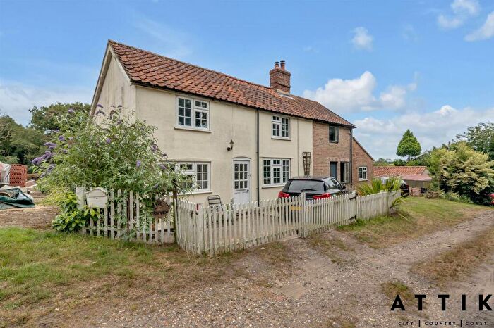 3 Bedroom Semi-Detached House For Sale In Hogs Lane, Blackheath, Wenhaston, IP19