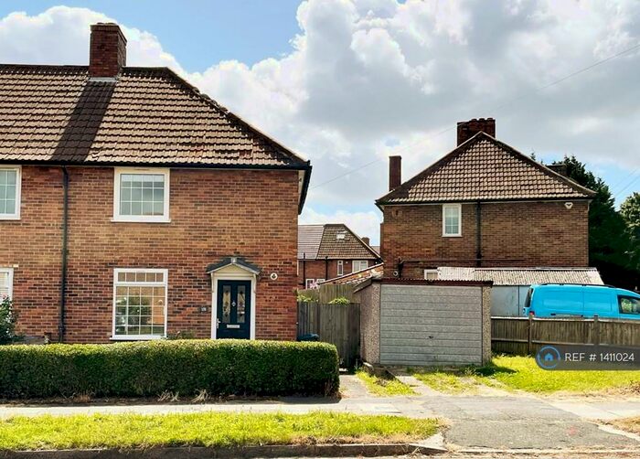 3 Bedroom Semi-Detached House To Rent In Abbotsbury Road, Morden, SM4