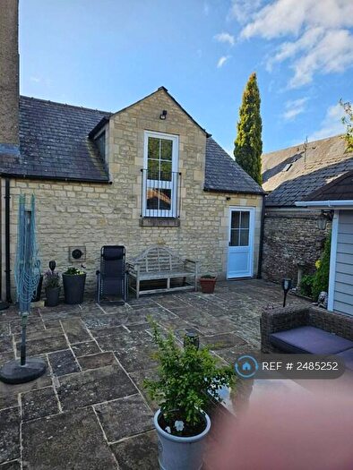 1 Bedroom Flat To Rent In Cheltenham Road, Cirencester, GL7