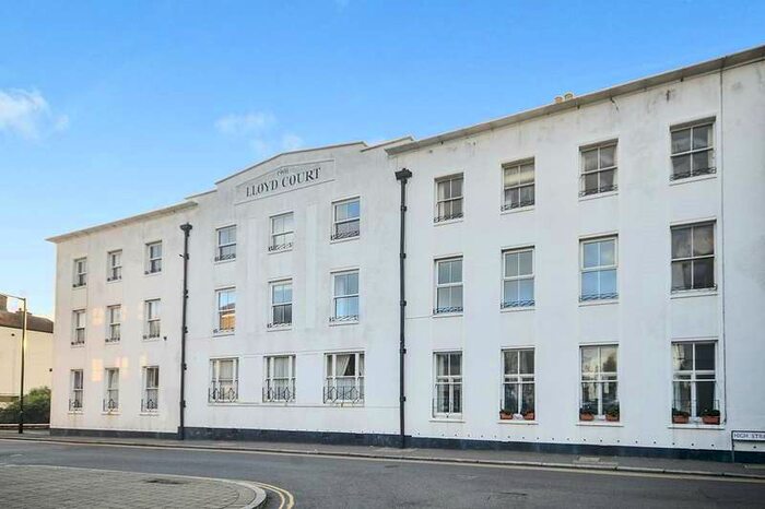 1 Bedroom Apartment To Rent In High Street, Deal, Kent, CT14