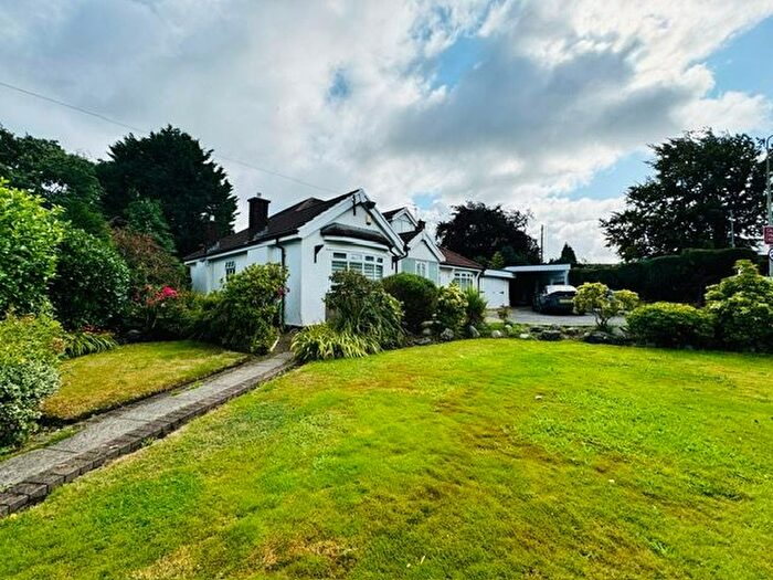 4 Bedroom Detached House To Rent In Kingsway, Cheadle, Cheshire, SK8