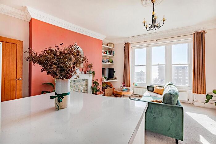 2 Bedroom Apartment For Sale In St. Catherines Terrace, Hove, BN3