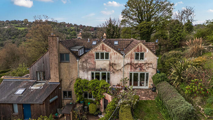 4 Bedroom House For Sale In Quarhouse, Stroud, GL5