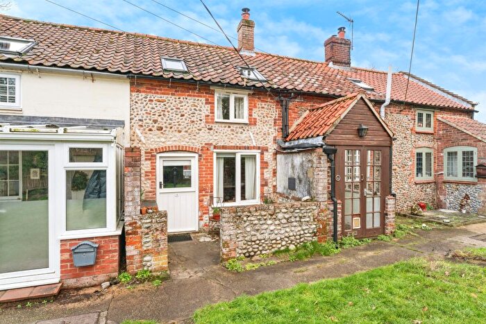 1 Bedroom Cottage For Sale In Marlpit Lane, Holt, NR25