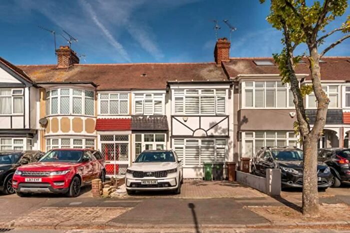 4 Bedroom Terraced House To Rent In Middleton Close, London, E4