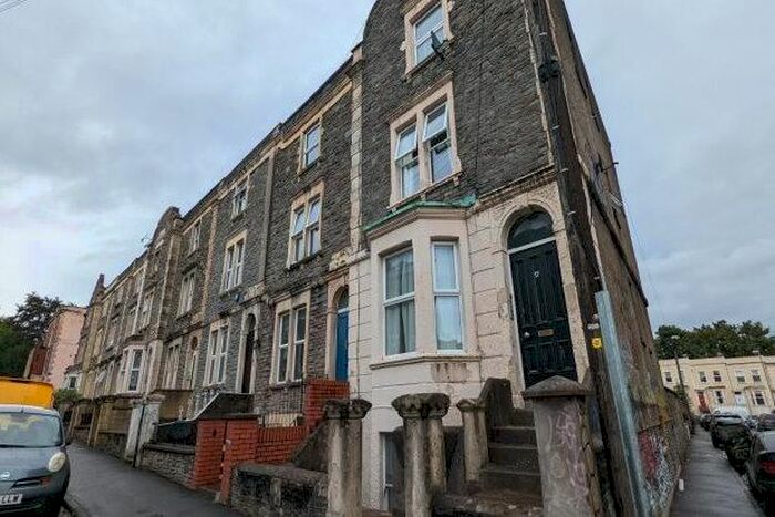 1 Bedroom Flat To Rent In First Floor Flat, Brigstocke Road, Bristol, BS2