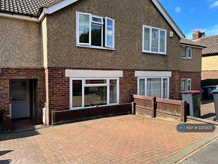 3 Bedroom Terraced House To Rent In Pretoria Road, Canterbury, CT1