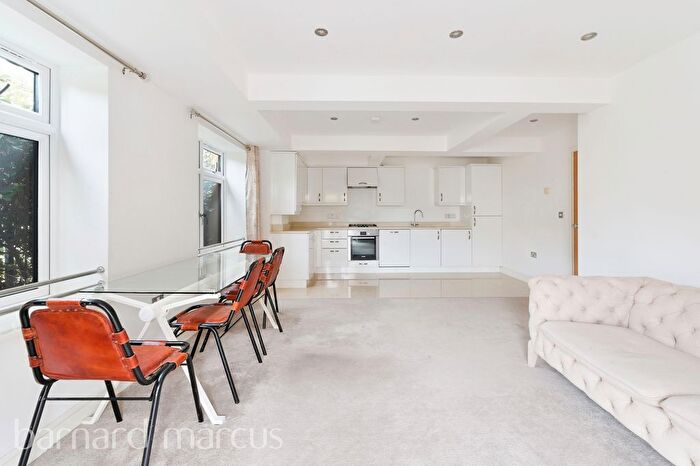 1 Bedroom Flat To Rent In Coombe Road, New Malden, KT3