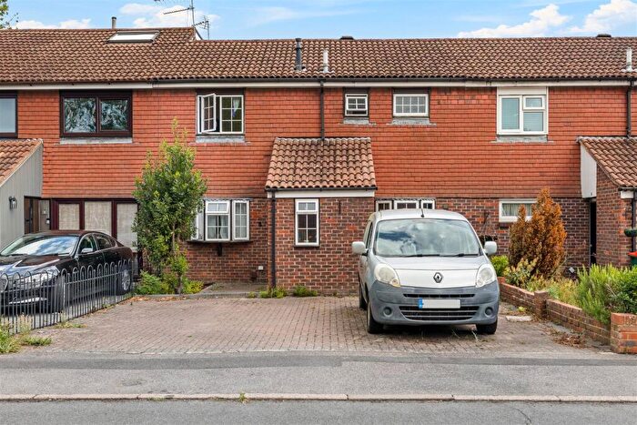 3 Bedroom Terraced House For Sale In Fairway, Ifield, Crawley, RH11