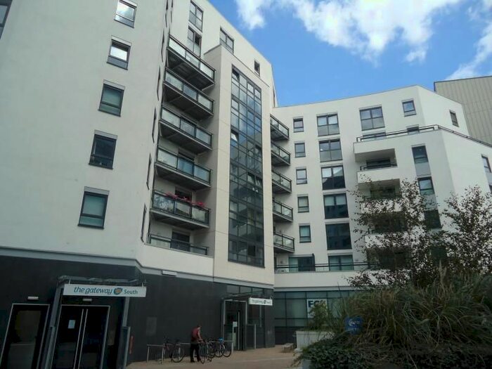 1 Bedroom Flat To Rent In Gateway South, Marsh Lane, LS9