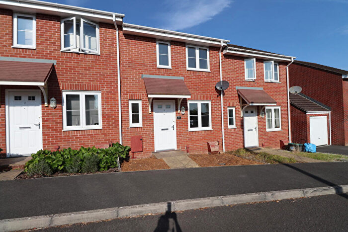 3 Bedroom Terraced House To Rent In Westway Close, Shepton Mallet, Somerset, BA4