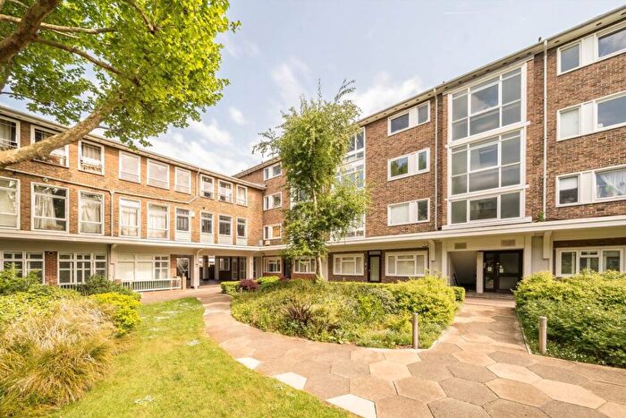 1 Bedroom Flat For Sale In Renfrew Road, Kennington, SE11