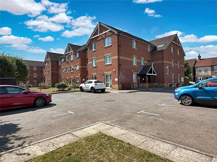 1 Bedroom Retirement Property For Sale In Butts Road, Stanford-le-Hope, Essex, SS17