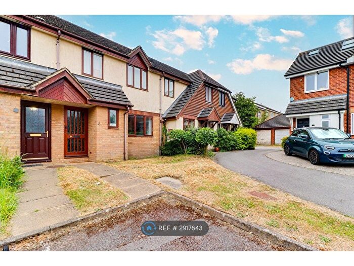 3 Bedroom Terraced House To Rent In Hollow Close, Guildford, GU2