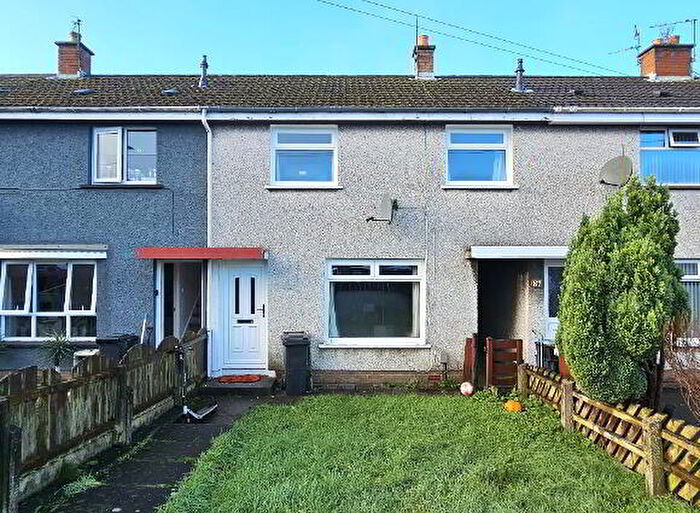 3 Bedroom Mid Terraced House For Sale In Uppertown Drive, Newtownabbey, BT36
