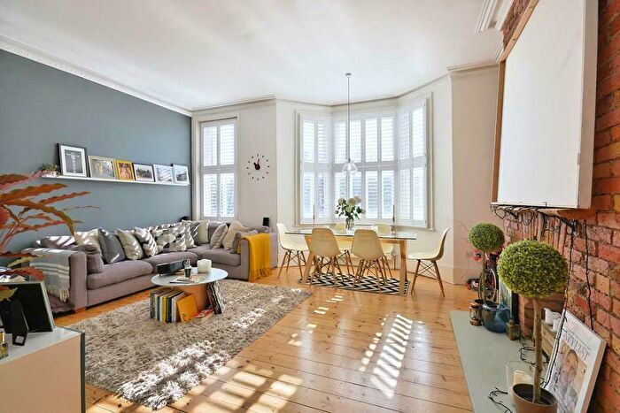 2 Bedroom Apartment To Rent In Mansfield Road, Belsize Park, NW3