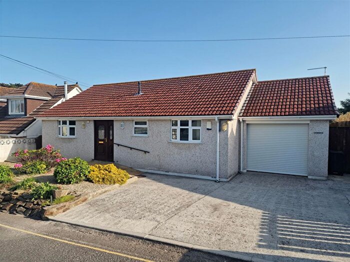 2 Bedroom Detached Bungalow For Sale In Holywell Road, Newquay, TR7