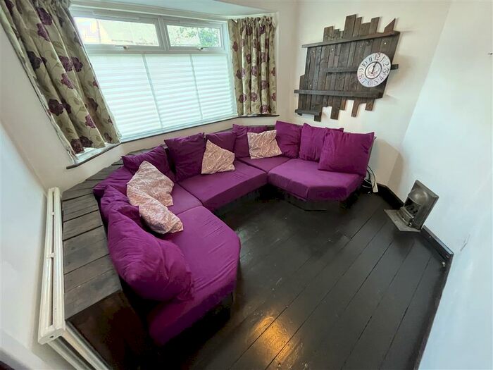 3 Bedroom House To Rent In Whitmuir Road, Cardiff, CF24