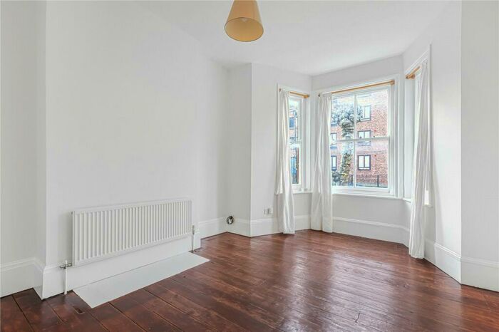 1 Bedroom Apartment To Rent In Mount Pleasant Lane, Clapton, Hackney, London, E5