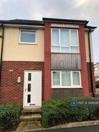 3 Bedroom End Of Terrace House To Rent In Y Bae, Bangor, LL57