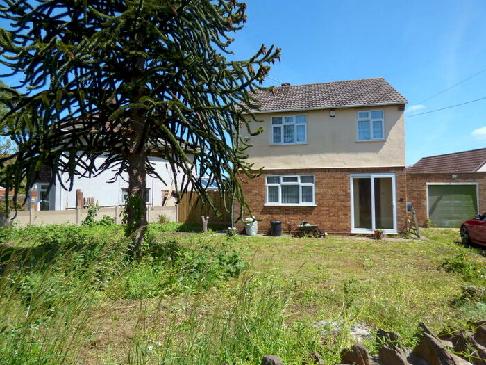 3 Bedroom Semi-Detached House To Rent In Stone Lane, Winterbourne Down, BS36