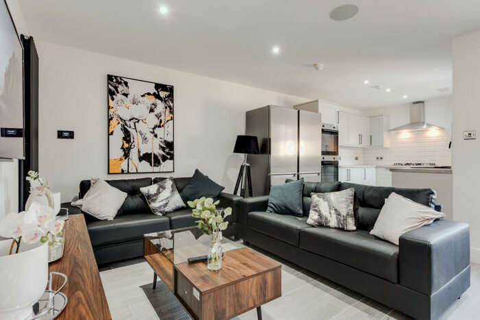 6 Bedroom Terraced House To Rent In Kenmare Road, Liverpool, Merseyside, L15