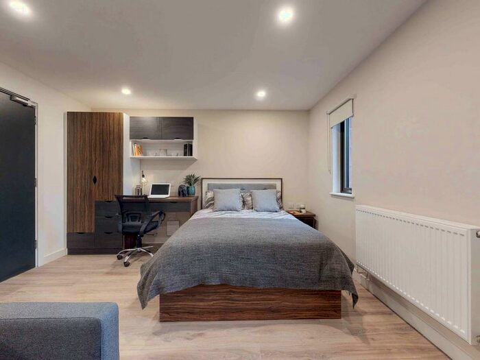 Studio To Rent In Furnival Square, Sheffield, South Yorkshire, S1