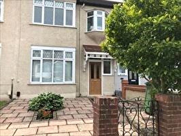 3 Bedroom Terraced House To Rent In Carlton Road, Romford, RM2