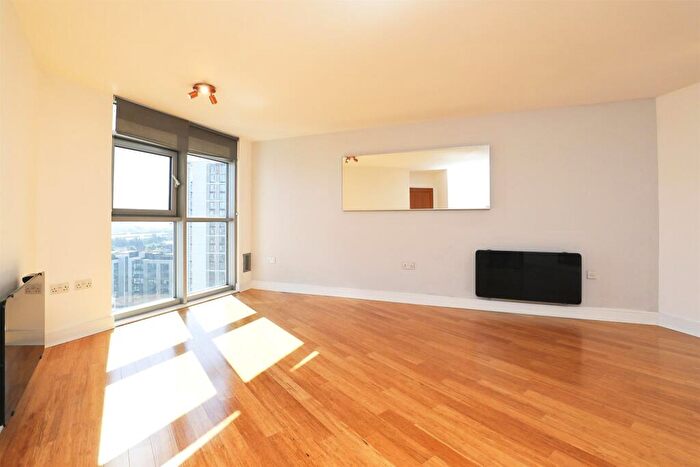 1 Bedroom Apartment For Sale In Bute Terrace, Cardiff, CF10