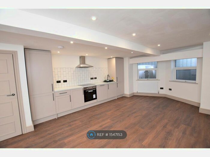 2 Bedroom Flat To Rent In Ullet Road, Liverpool, L8