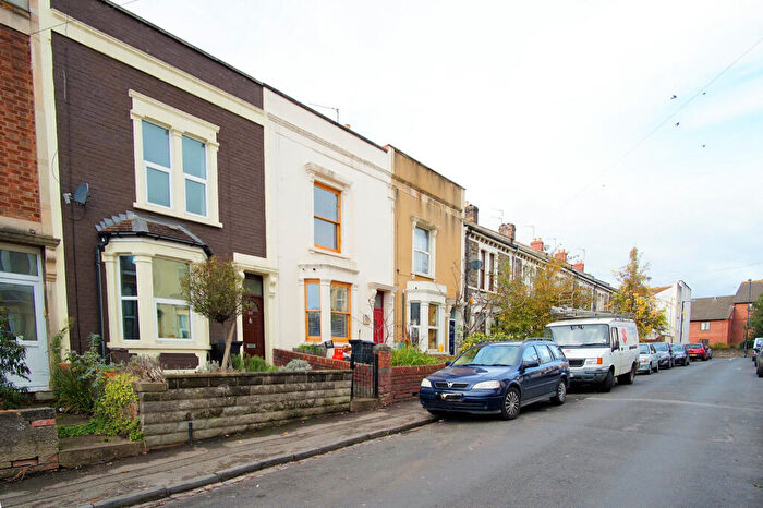 2 Bedroom Property To Rent In Heron Road, Easton, BS5