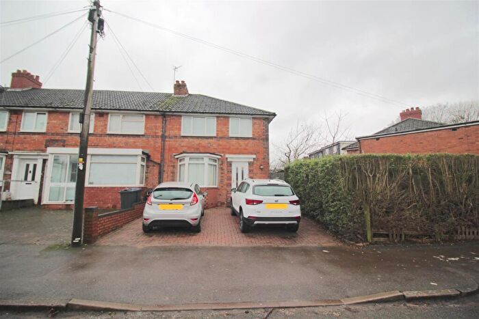 3 Bedroom End Of Terrace House For Sale In Mintern Road, Birmingham, B25