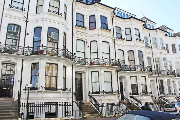 2 Bedroom Flat To Rent In St Michaels Place, Brighton, BN1