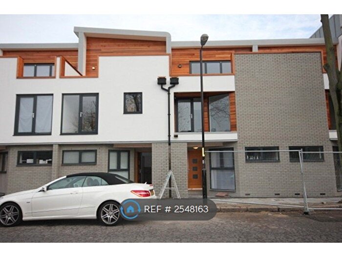 5 Bedroom Terraced House To Rent In Wilmington Terrace, London, SE16