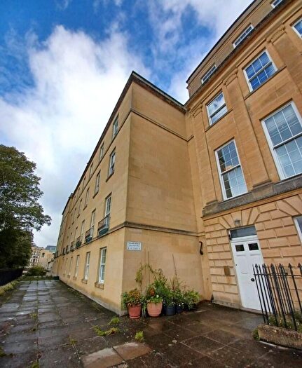 4 Bedroom Apartment To Rent In Nelson Place West, Bath, Somerset, BA1