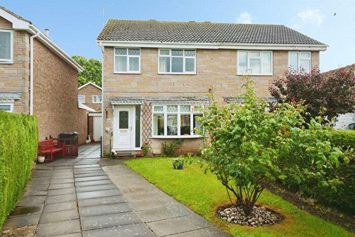 3 Bedroom Semi Detached House For Sale In Butt Hill, Wigginton, York, YO32