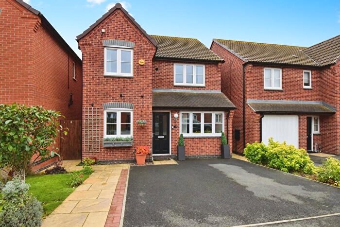 3 Bedroom Detached House For Sale In Long Close, Scraptoft, Leicester, LE7