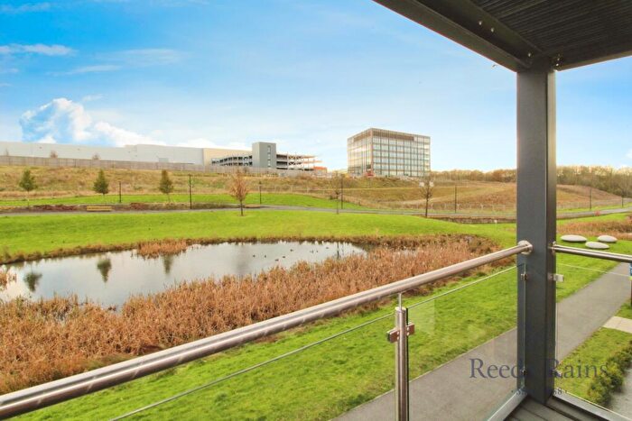 2 Bedroom Apartment To Rent In Brodsworth Close, Leeds, West Yorkshire, LS15