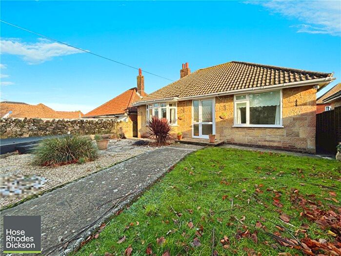 2 Bedroom Bungalow For Sale In Hill Street, Sandown, PO36