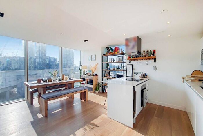 2 Bedroom Flat For Sale In Avantgarde Place, Shoreditch, London, E1