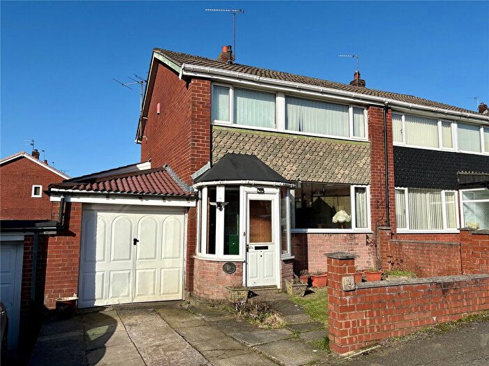 3 Bedroom Semi Detached House For Sale In Redwood Lane, Lees, Oldham, OL4