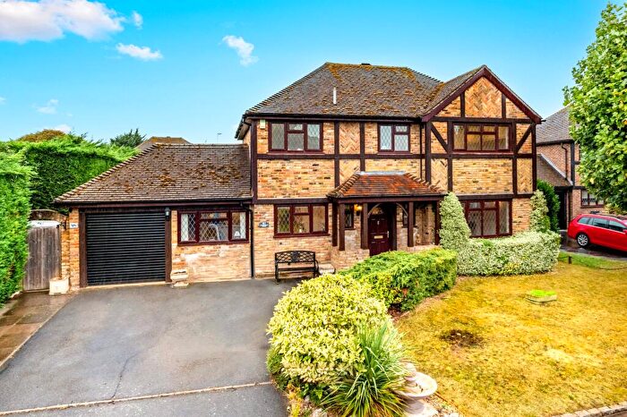 4 Bedroom Detached House For Sale In Datchet, SL3
