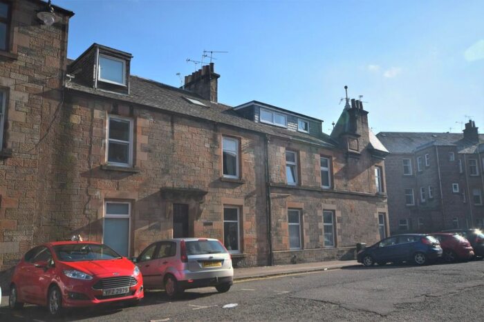 1 Bedroom Flat To Rent In Bruce Street, Stirling, Stirling, FK8
