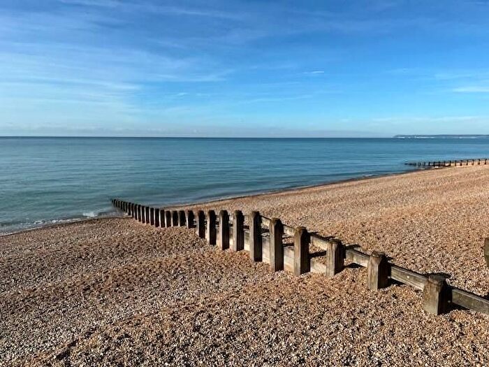 2 Bedroom Flat To Rent In Cornwallis Terrace, Hastings, TN34