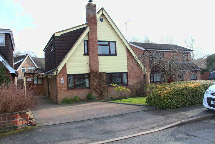4 Bedroom Detached House To Rent In The Glebe, Daventry, Northants, NN11