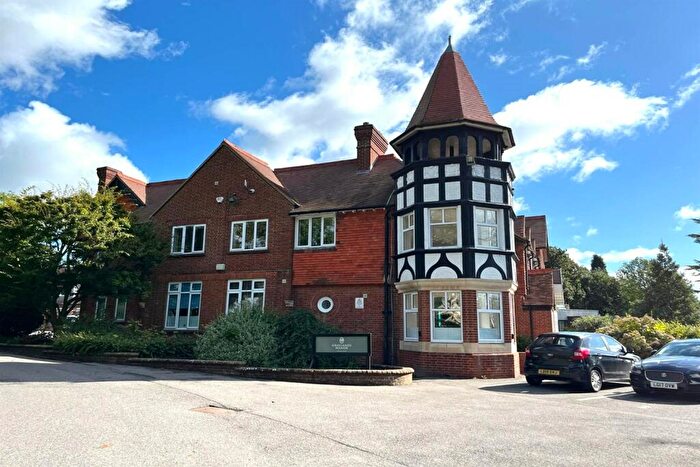 2 Bedroom Apartment To Rent In Langhurstwood Road, Horsham, RH12