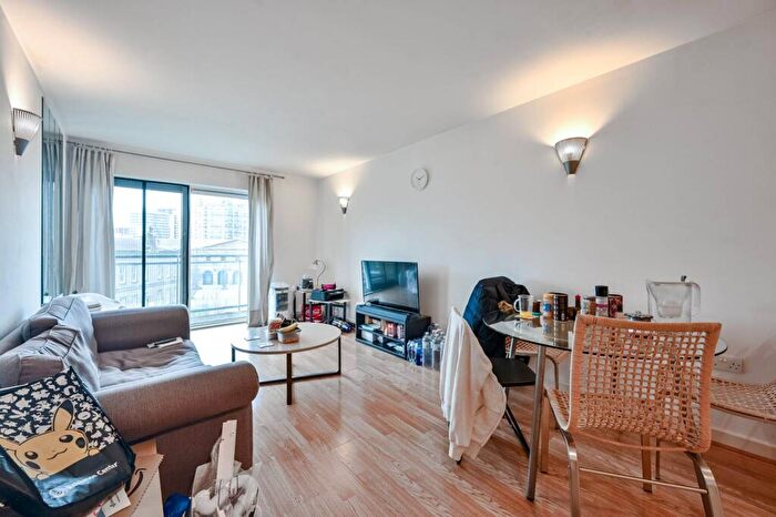 2 Bedroom Flat To Rent In Building, Hopton Road, Woolwich, London, SE18