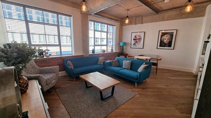 2 Bedroom Apartment To Rent In Camden Street, Jewellery Quarter, Birmingham, B1