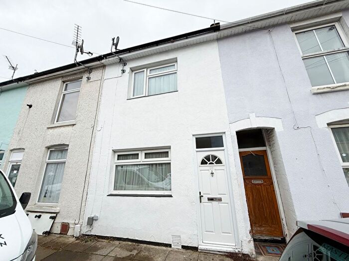 2 Bedroom Terraced House To Rent In Oxford Road, Southsea, PO5